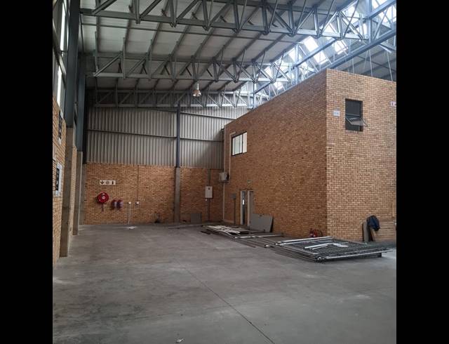 INDUSTRIAL PROPERTY TO RENT IN LASER PARK